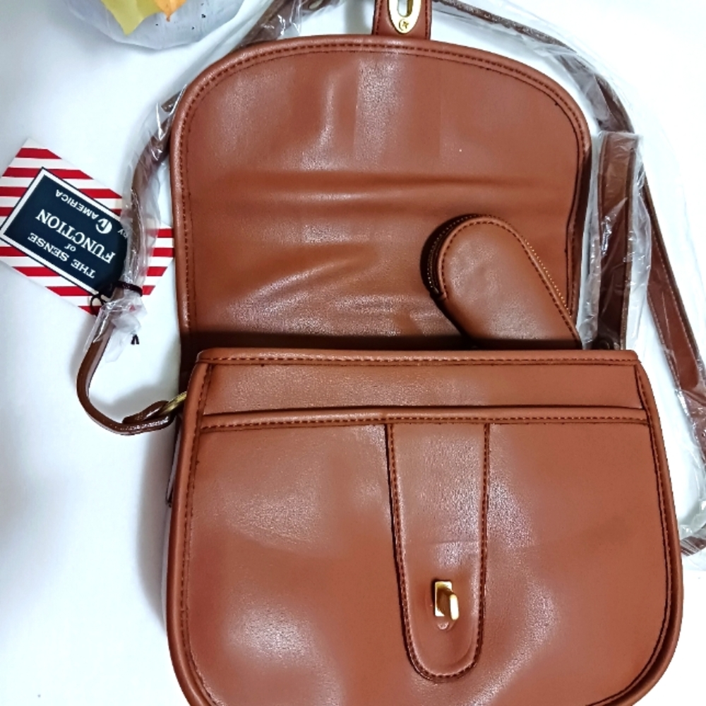 Fashion Tan Crossbody/ Purse NWT #2 - Picture 4 of 10